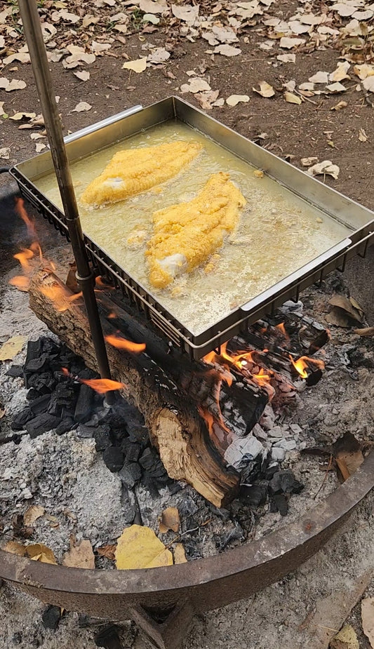 The Art of Choosing the Right Firewood for Campfire Cooking: A Guide for Outdoor Enthusiasts - tyrux